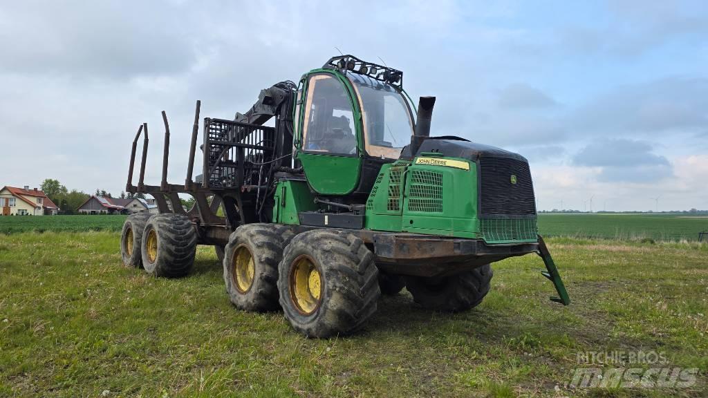 John Deere 1210 E Vyvážecí traktory