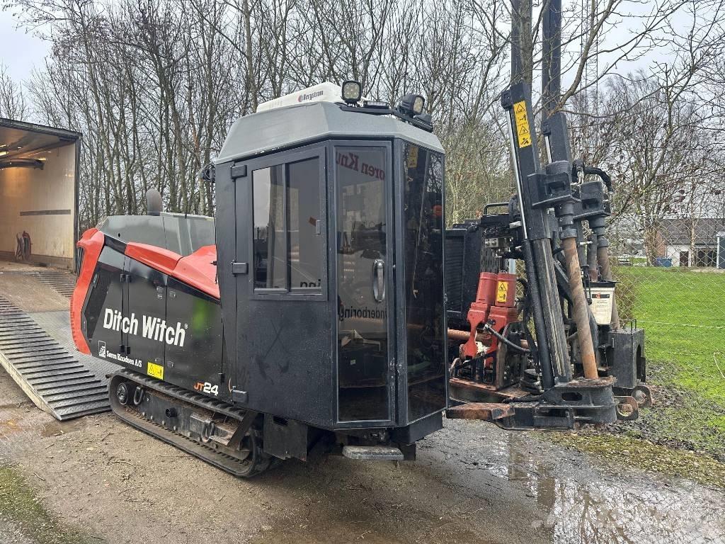 Ditch Witch JT 24 Horizontální vrtací zařízení