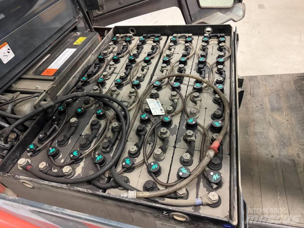 Toyota 8 FBMKT 25 Akumulátorové vozíky