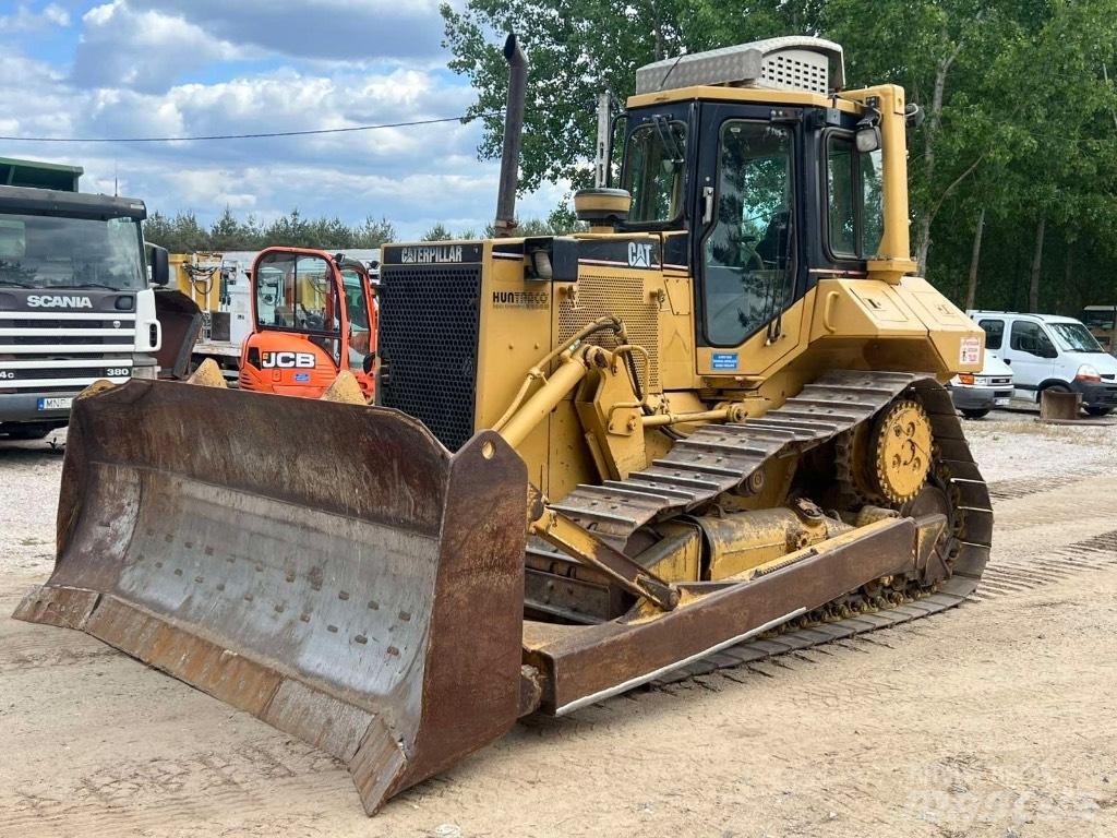 CAT D 6 M Pásové dozery