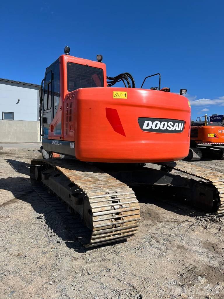 Doosan DX 235 LCR Pásová rýpadla
