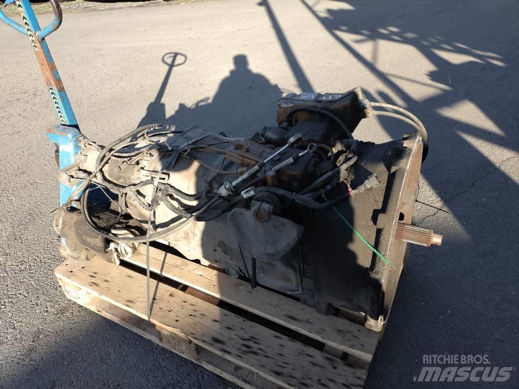 Volvo VT2214B Převodovky