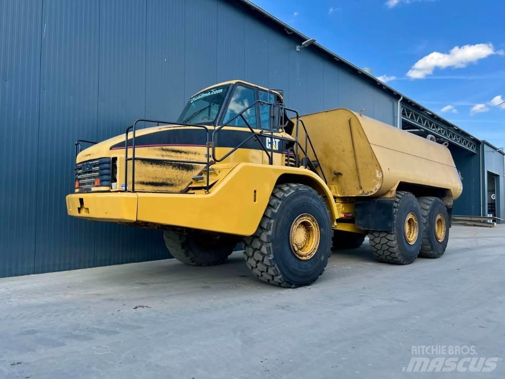CAT 740 WATER TRUCK Cisterny na vodu