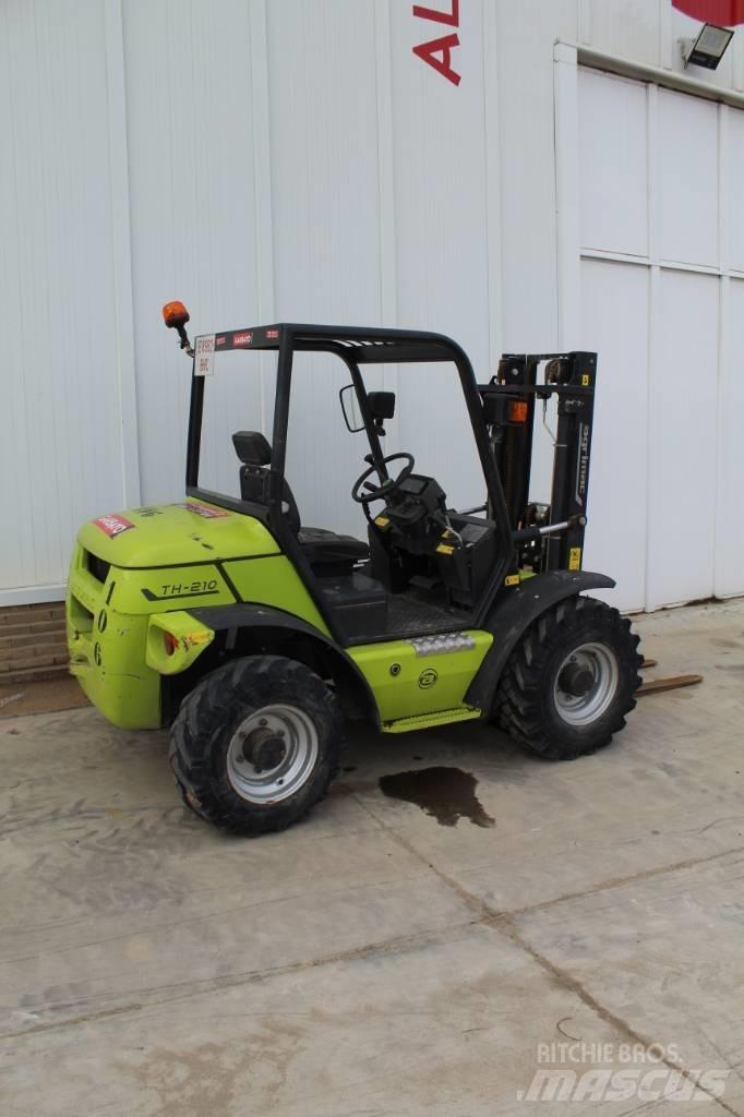 Agrimac TH210 Teleskopické manipulátory