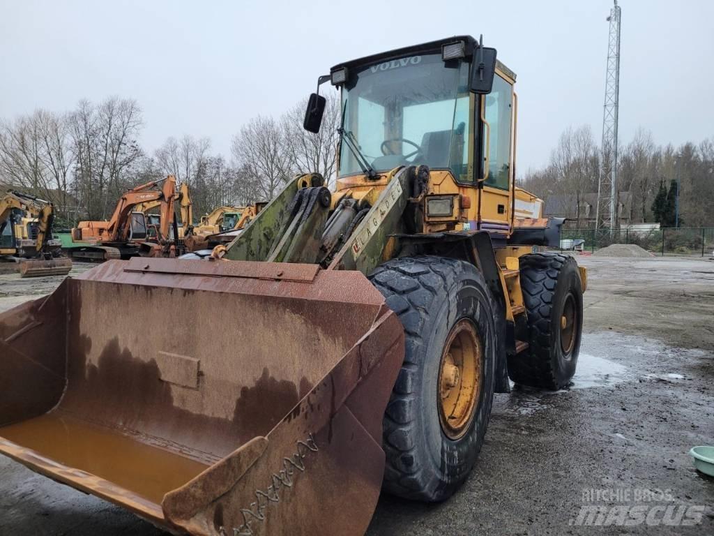 Volvo L 70 C Kolové nakladače