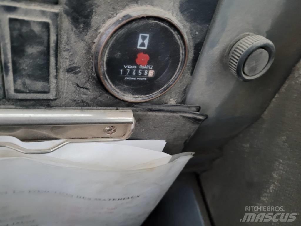Volvo L 70 C Kolové nakladače