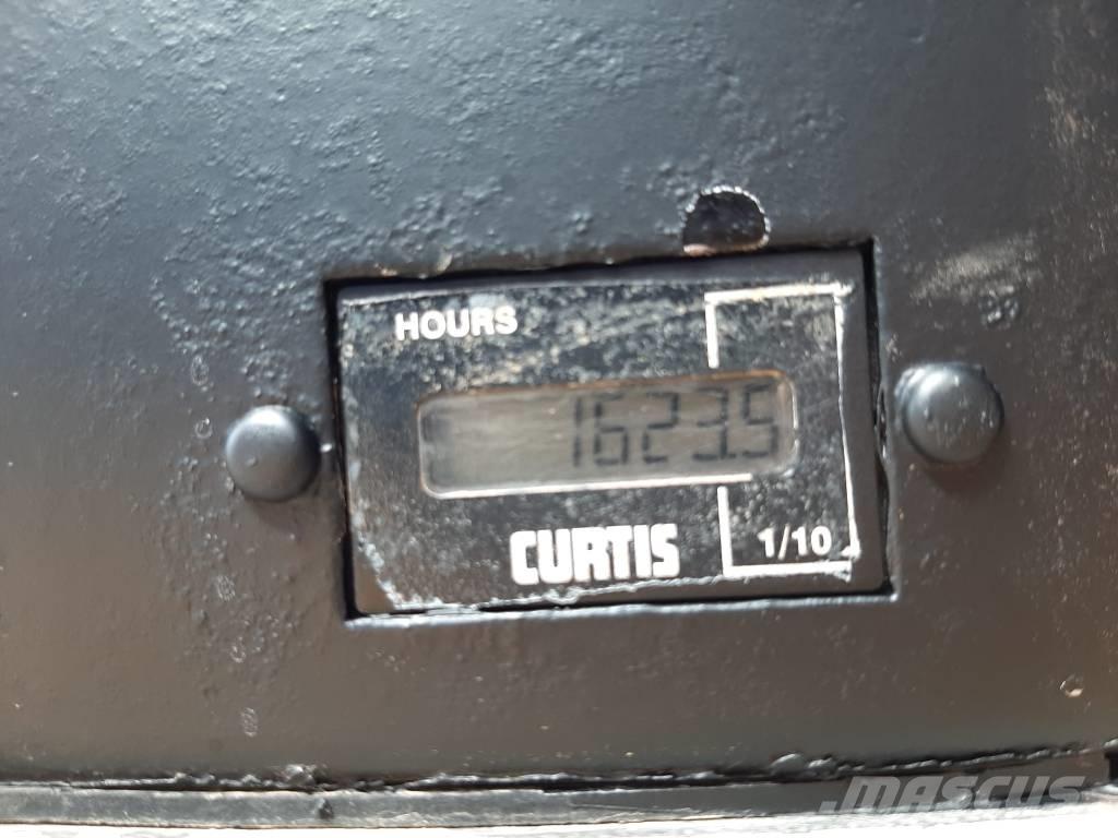 Mecalac TA 3 H Vyklápěcí dempry