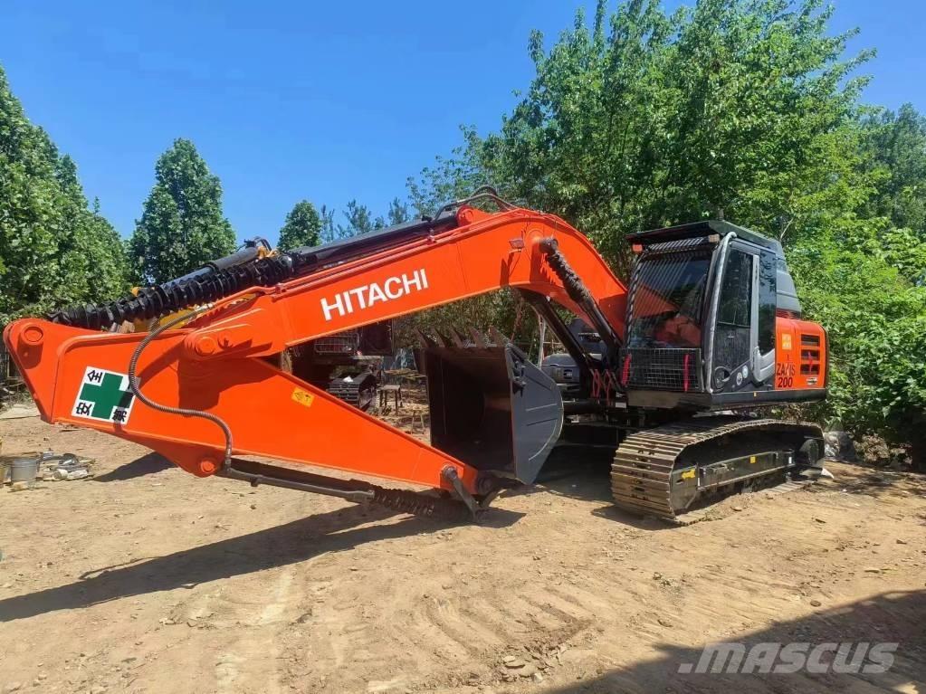 Hitachi EX200-3 Pásová rýpadla