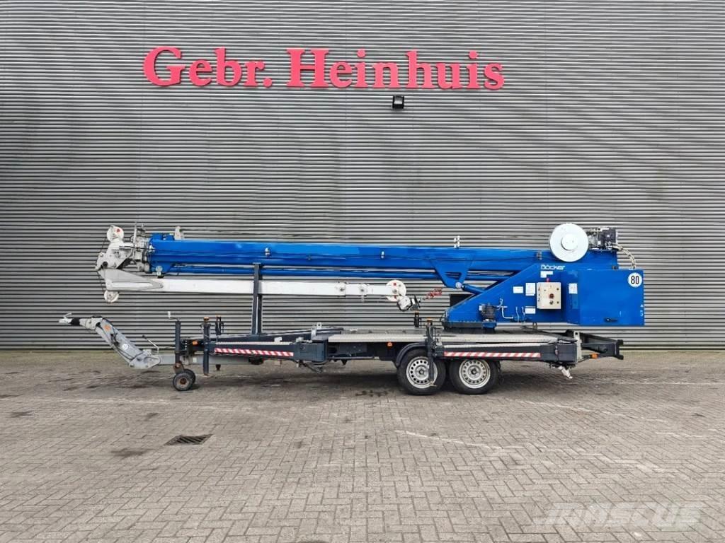 Böcker AHK 30/1500 Univerzální terénní jeřáby