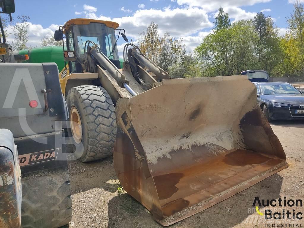 JCB 456 Kolové nakladače