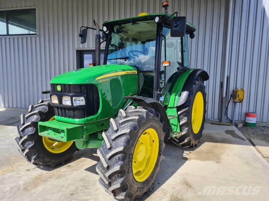 John Deere 5090 M Traktory
