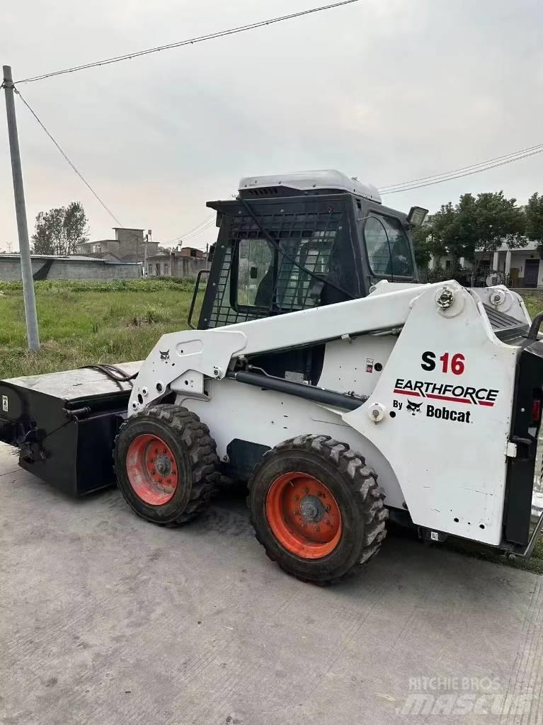 Bobcat S 16 Smykem řízené nakladače