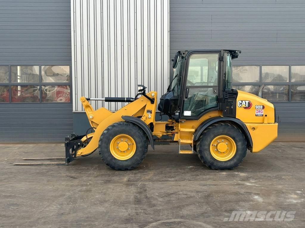 CAT 908 Kolové nakladače