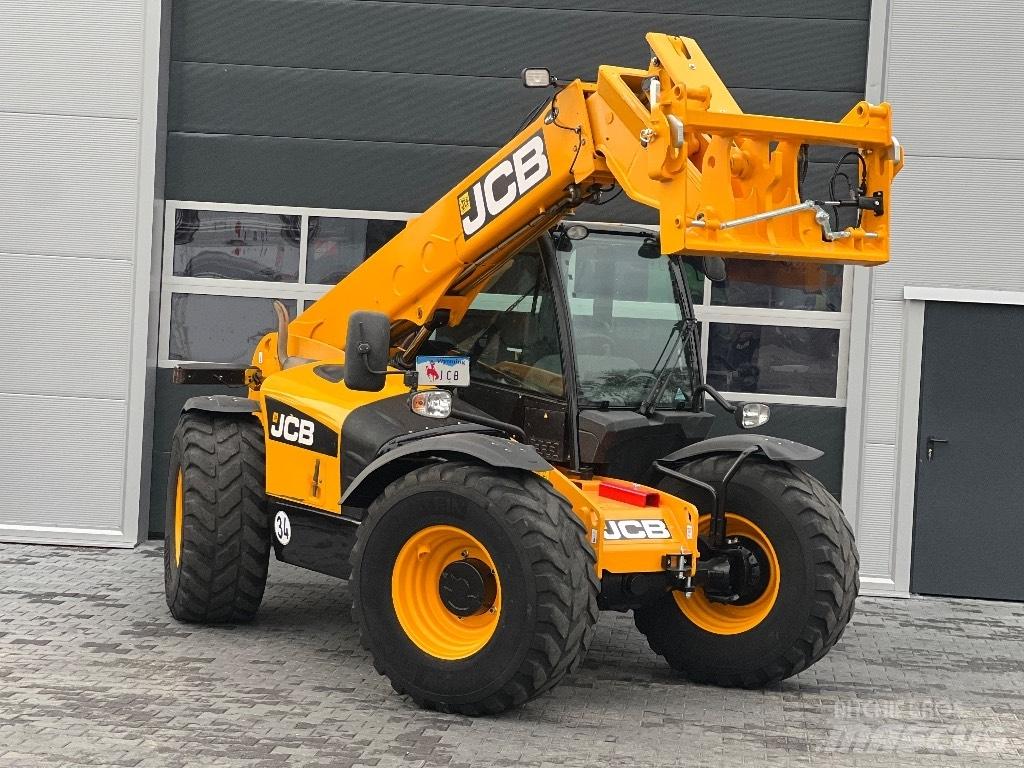 JCB 541-70 Agri Plus Teleskopické manipulátory