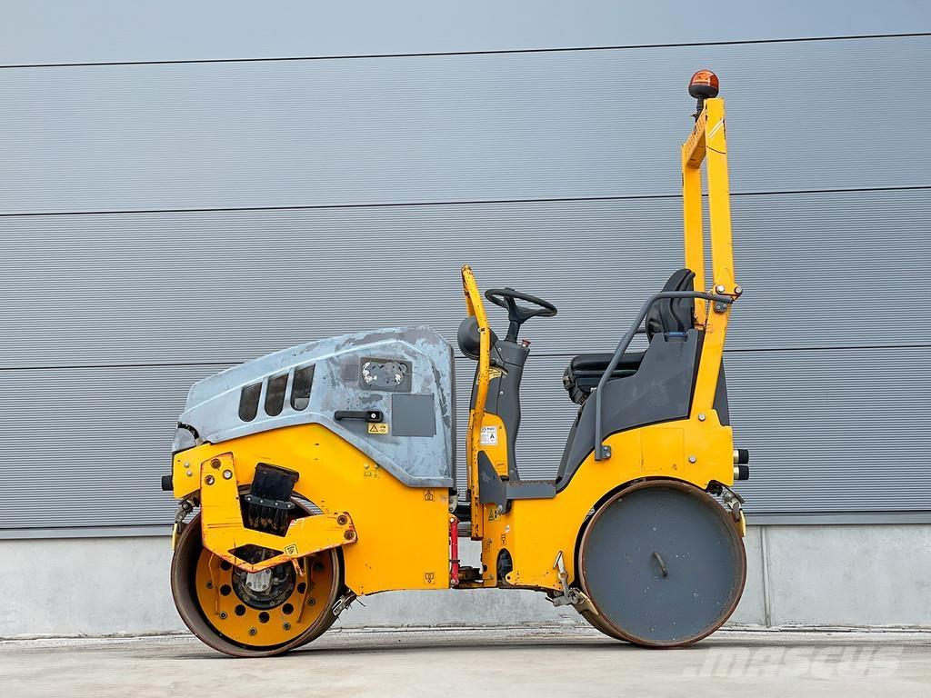 Hamm HD 10C VV Tandemové válce