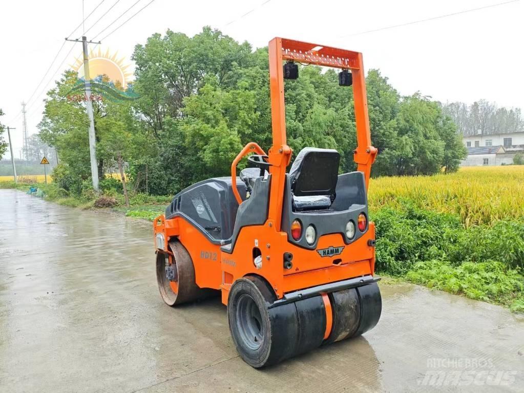 Hamm HD 12 Kombinované válce