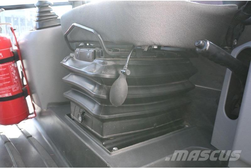 CAT 906 H2 Kolové nakladače