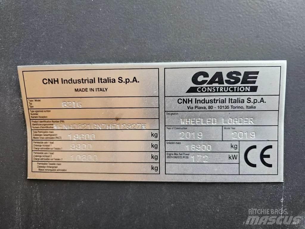 CASE 821G Kolové nakladače