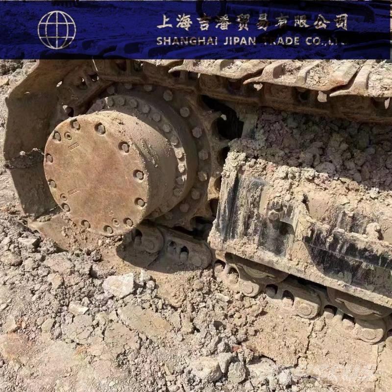 Hitachi ZX 250 Pásová rýpadla