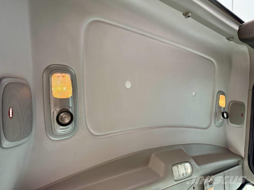 Peterbilt 389 Tahače