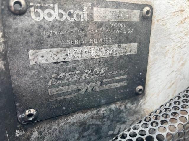 Bobcat 743 Smykem řízené nakladače
