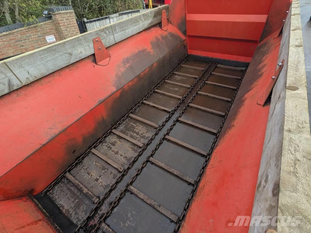 Ktwo DUO 900 Rozmetadla chlévské mrvy