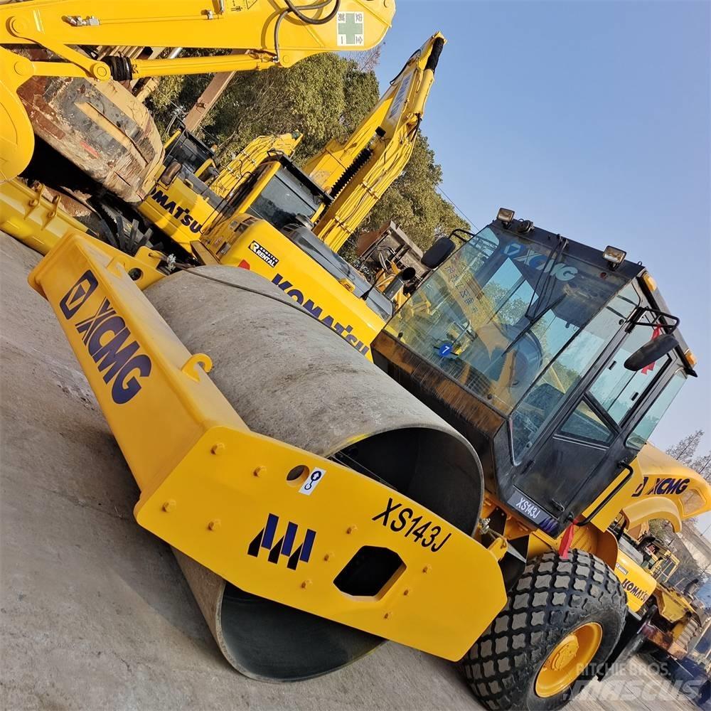 XCMG XS 142 J Tahačové válce