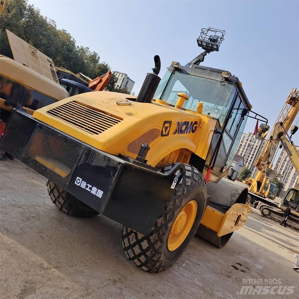 XCMG XS 142 J Tahačové válce