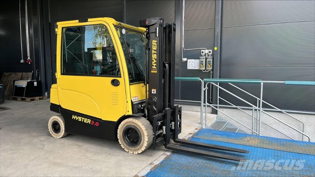 Hyster J 3.0 XN Akumulátorové vozíky