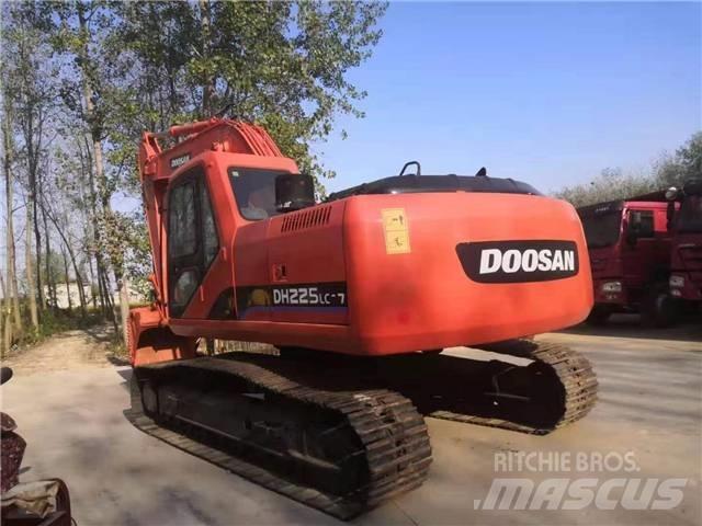 Doosan DH225 Pásová rýpadla