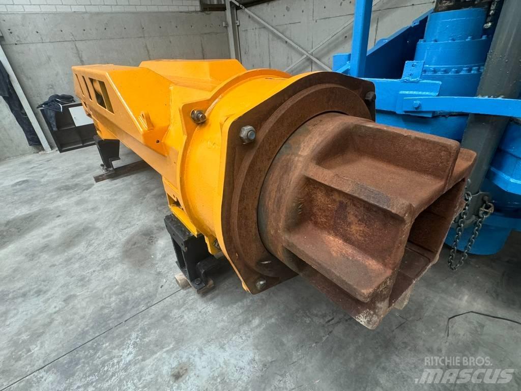  BSP HH6 LD Hydraulická beranidla na zatloukání pilotů