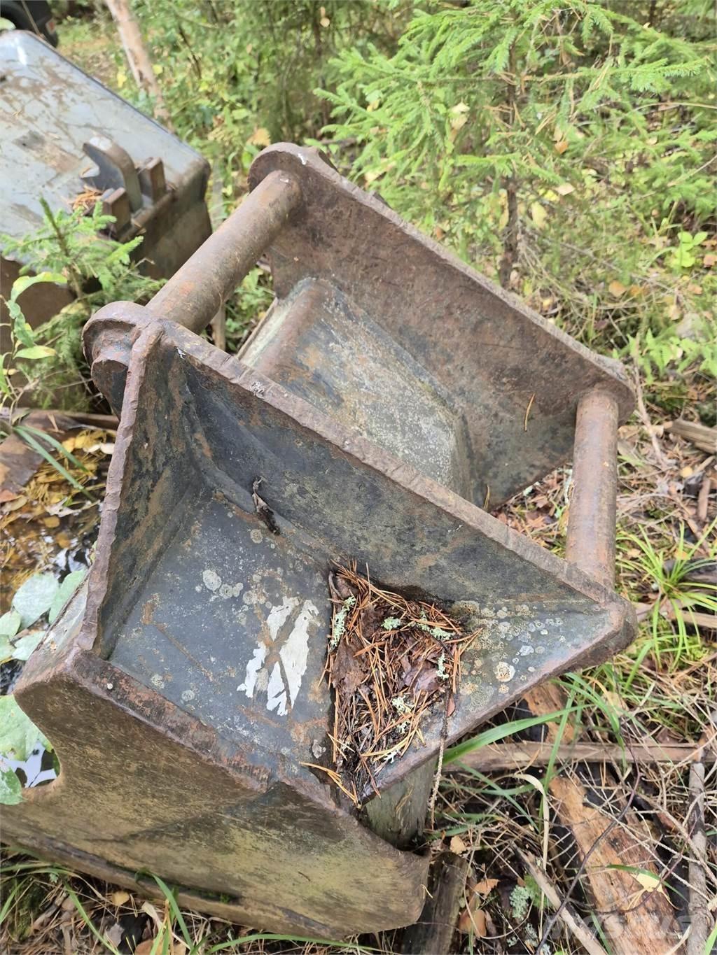  Kynsikauha S40 Lopaty