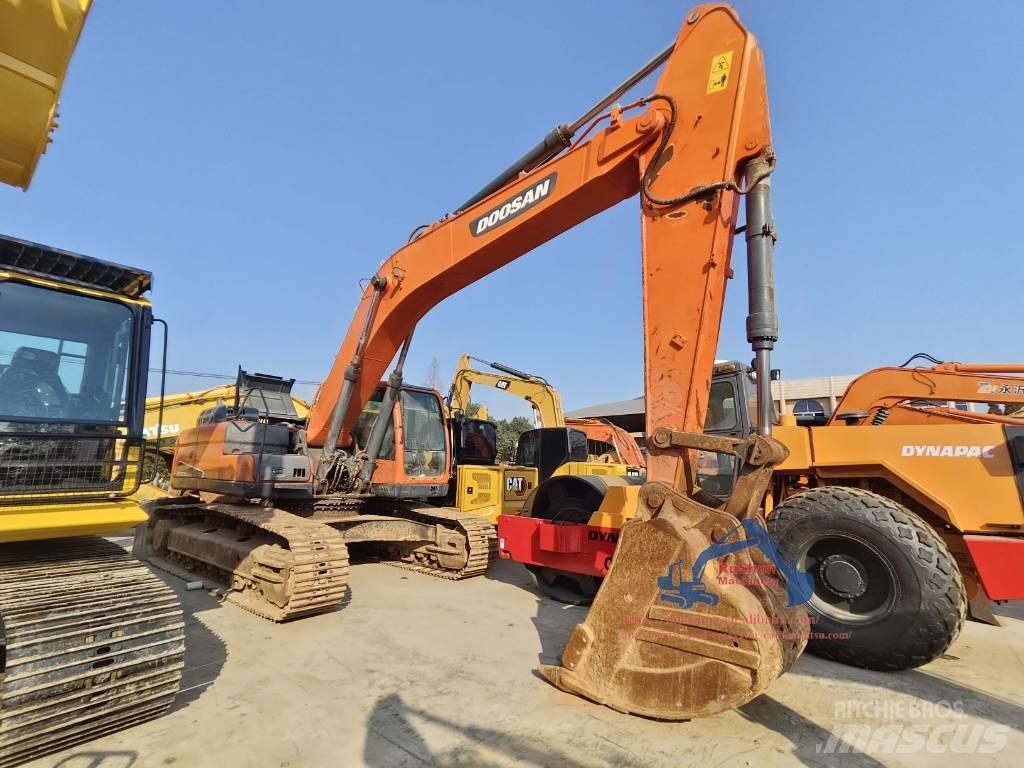 Doosan DX 300 LC Pásová rýpadla