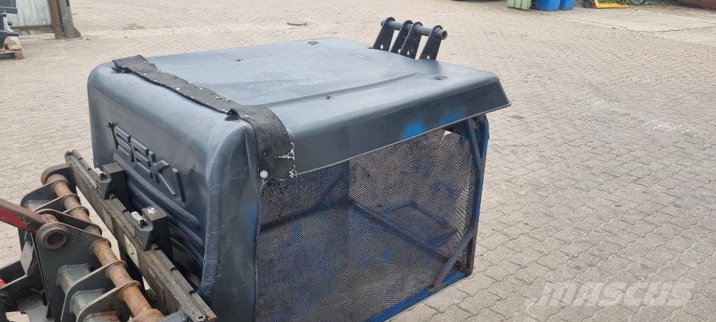 Iseki SXG Samojízdné sekačky