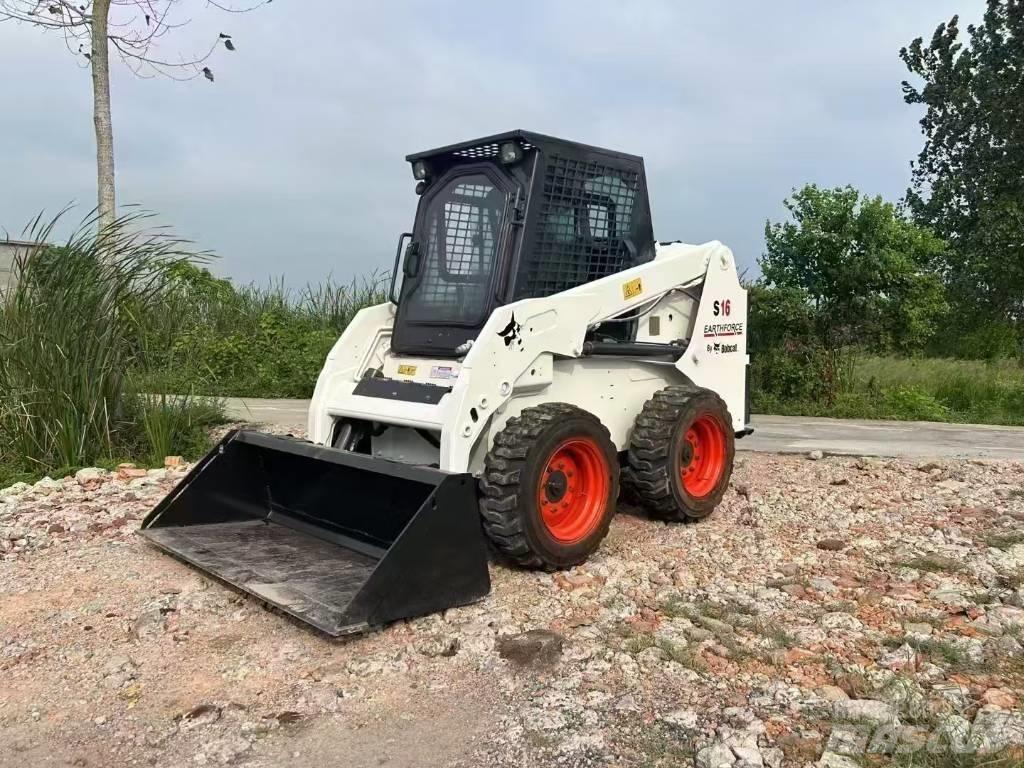 Bobcat S 16 Smykem řízené nakladače