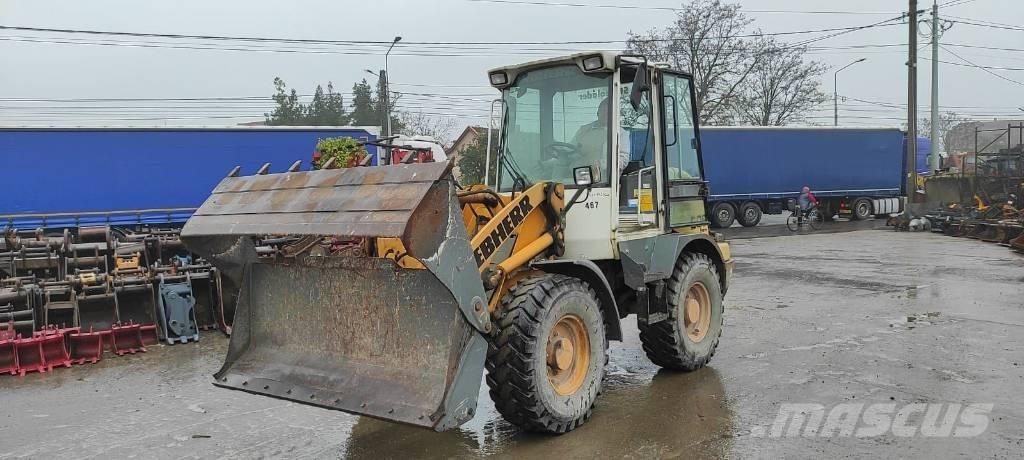 Liebherr L 506 Kolové nakladače