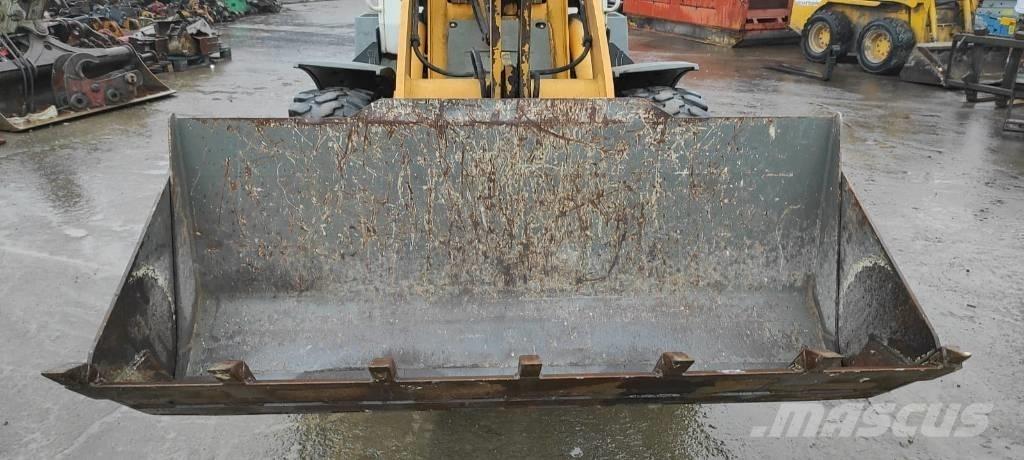 Liebherr L 506 Kolové nakladače