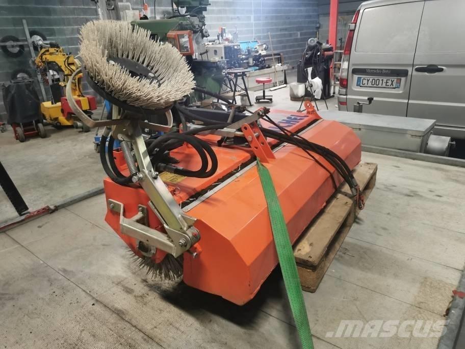 Tuchel Simplex 135HD Zametací stroje