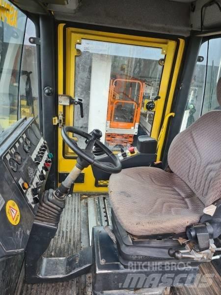 Bomag BW 174 AD Tandemové válce