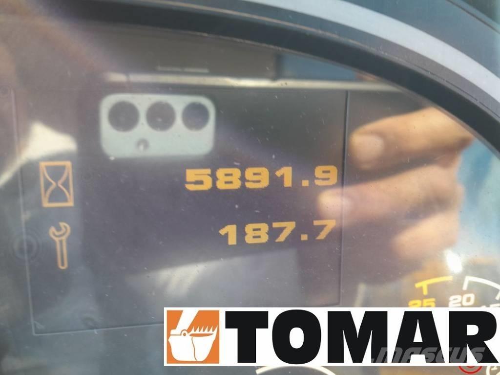 JCB 540-140 Teleskopické manipulátory