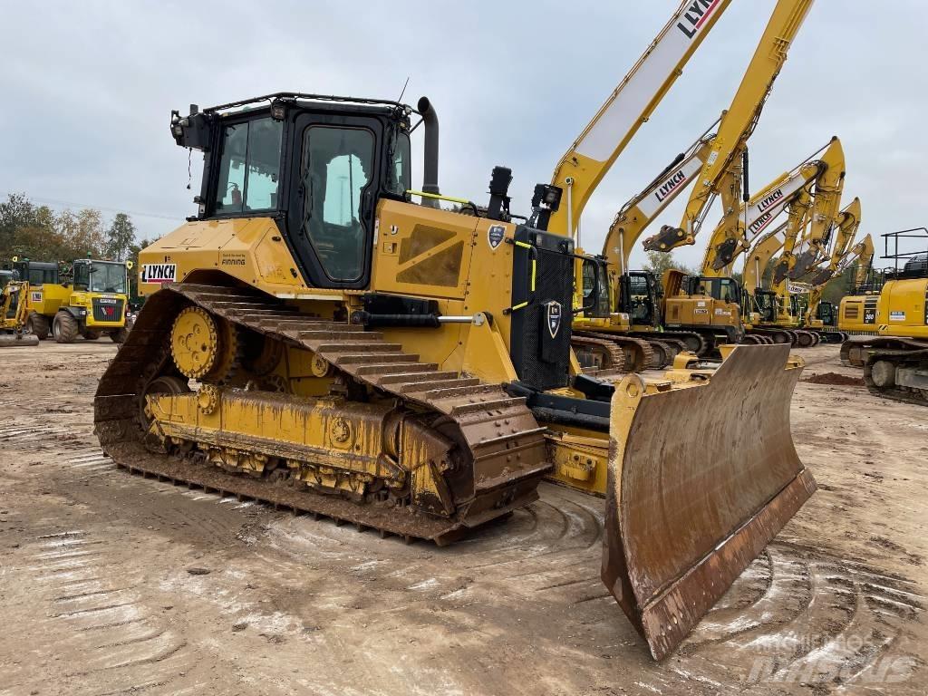 CAT D 5 Pásové dozery