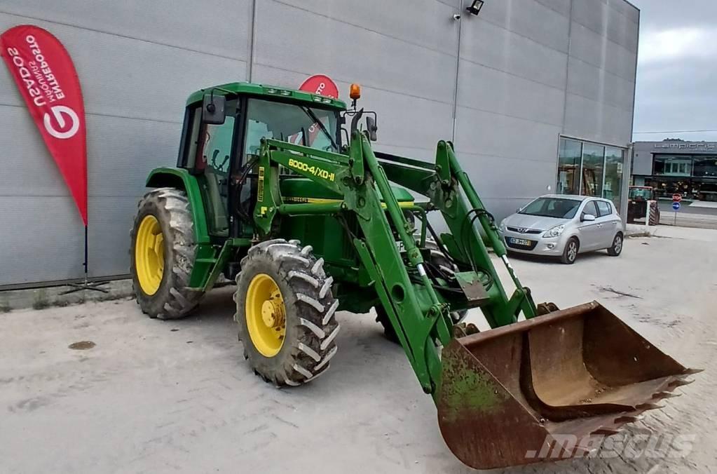 John Deere 6110 Traktory