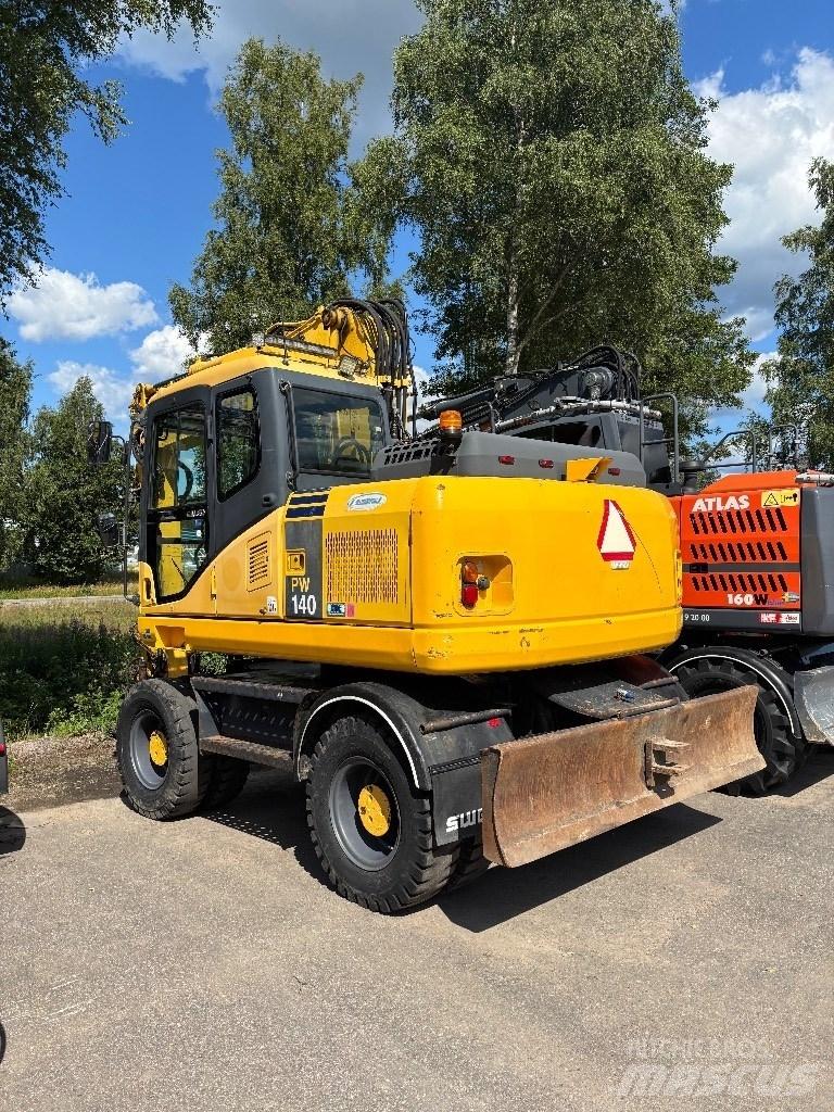 Komatsu PW 140-7 Kolová rýpadla