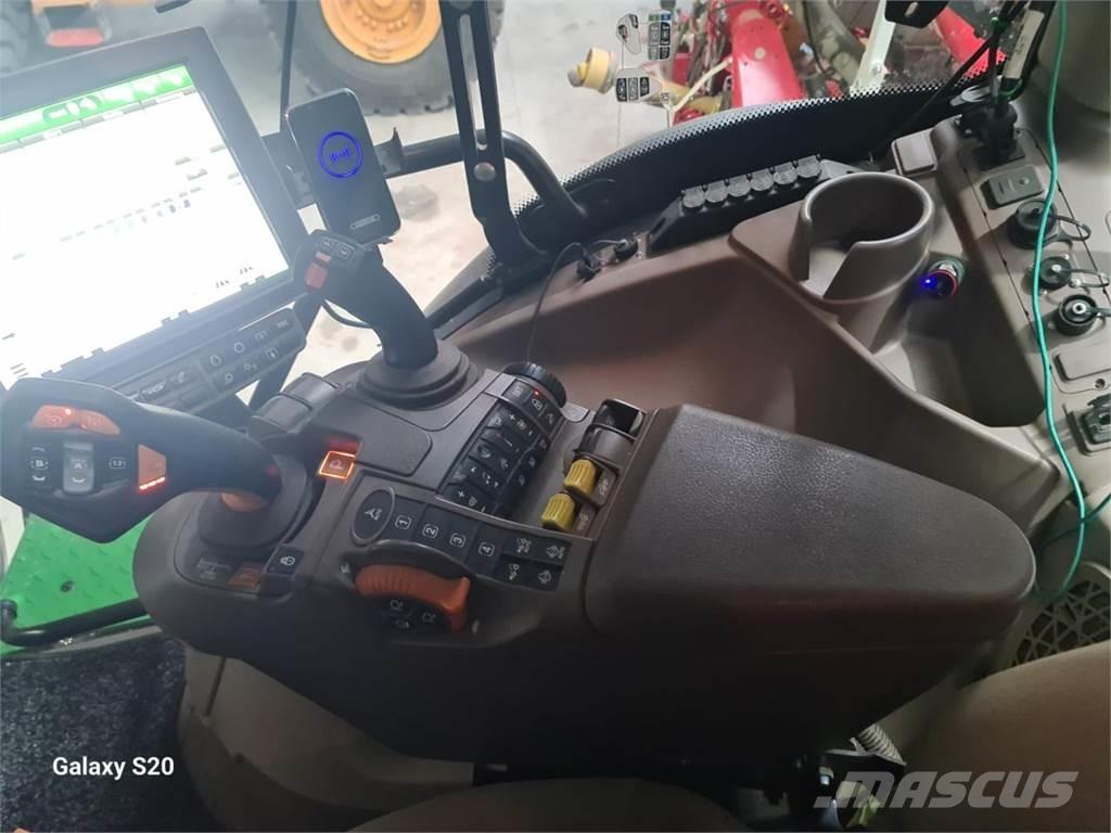 John Deere 6R 230 Traktory