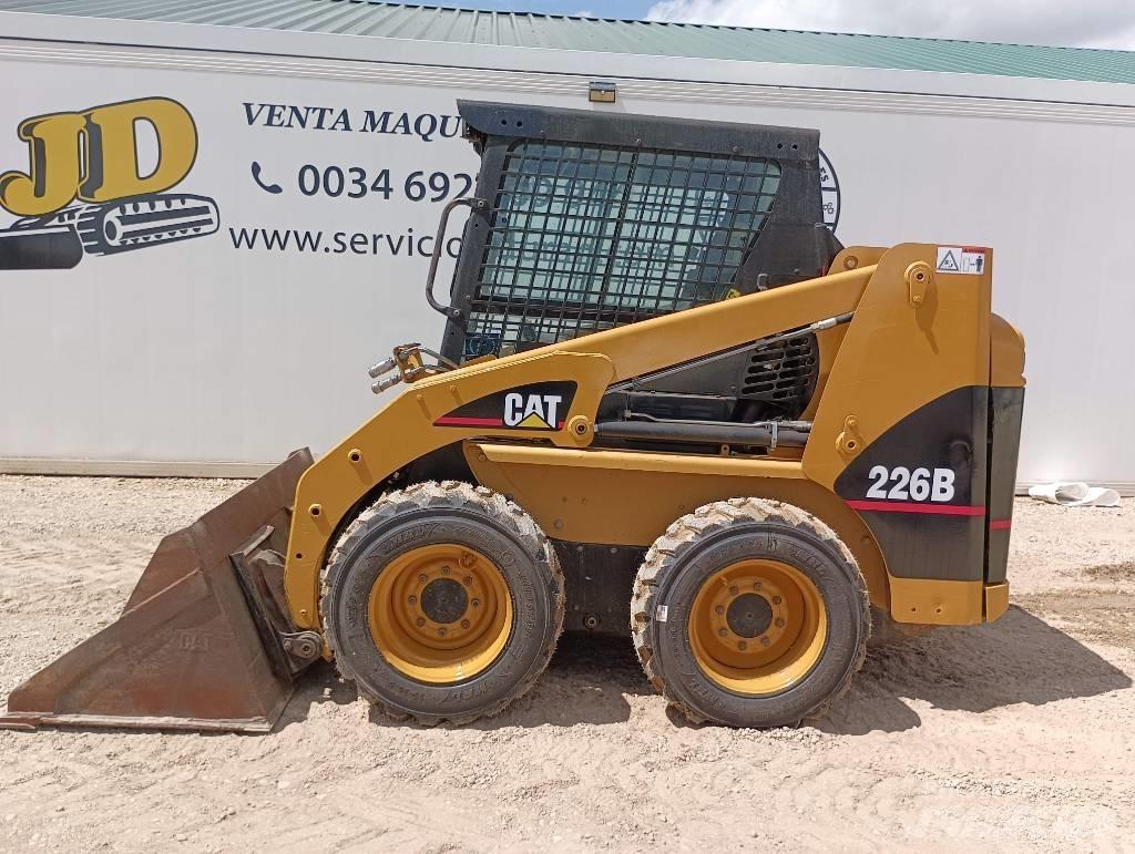 CAT 226 B Smykem řízené nakladače