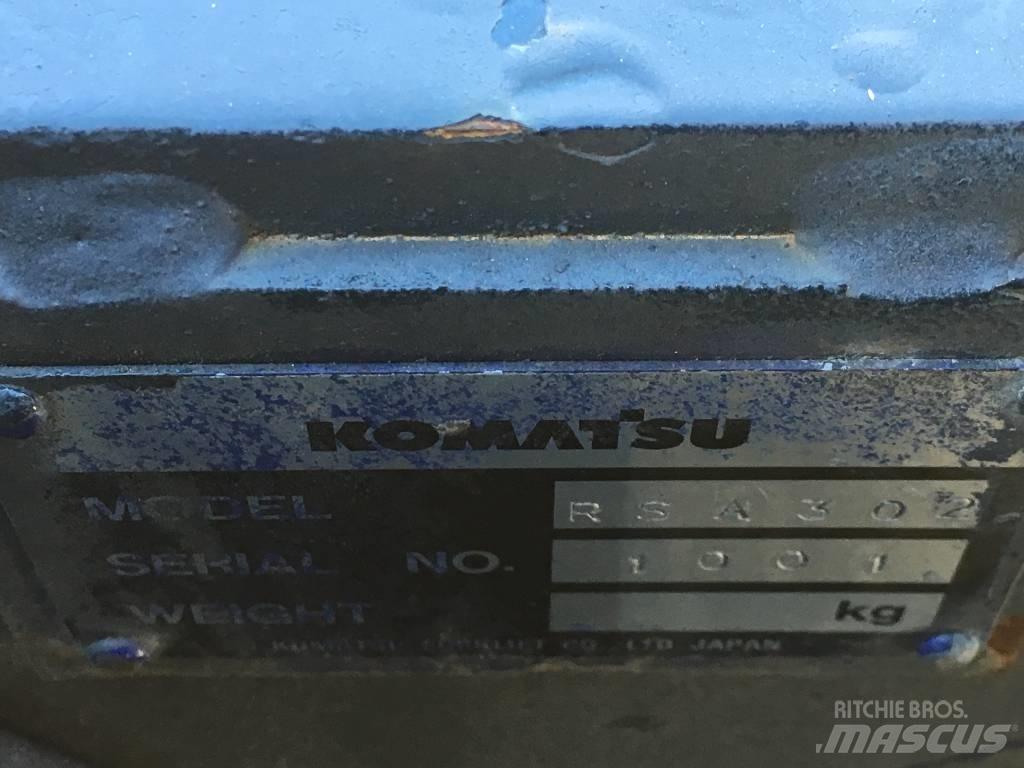 Komatsu RSA302 Čelisti na papírové role