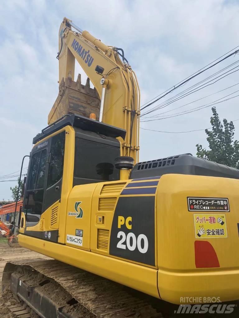 Komatsu pc200-8 Pásová rýpadla