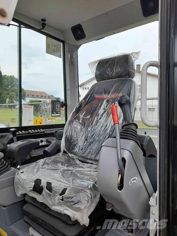 Takeuchi TB 250-2 Mini rýpadla < 7t