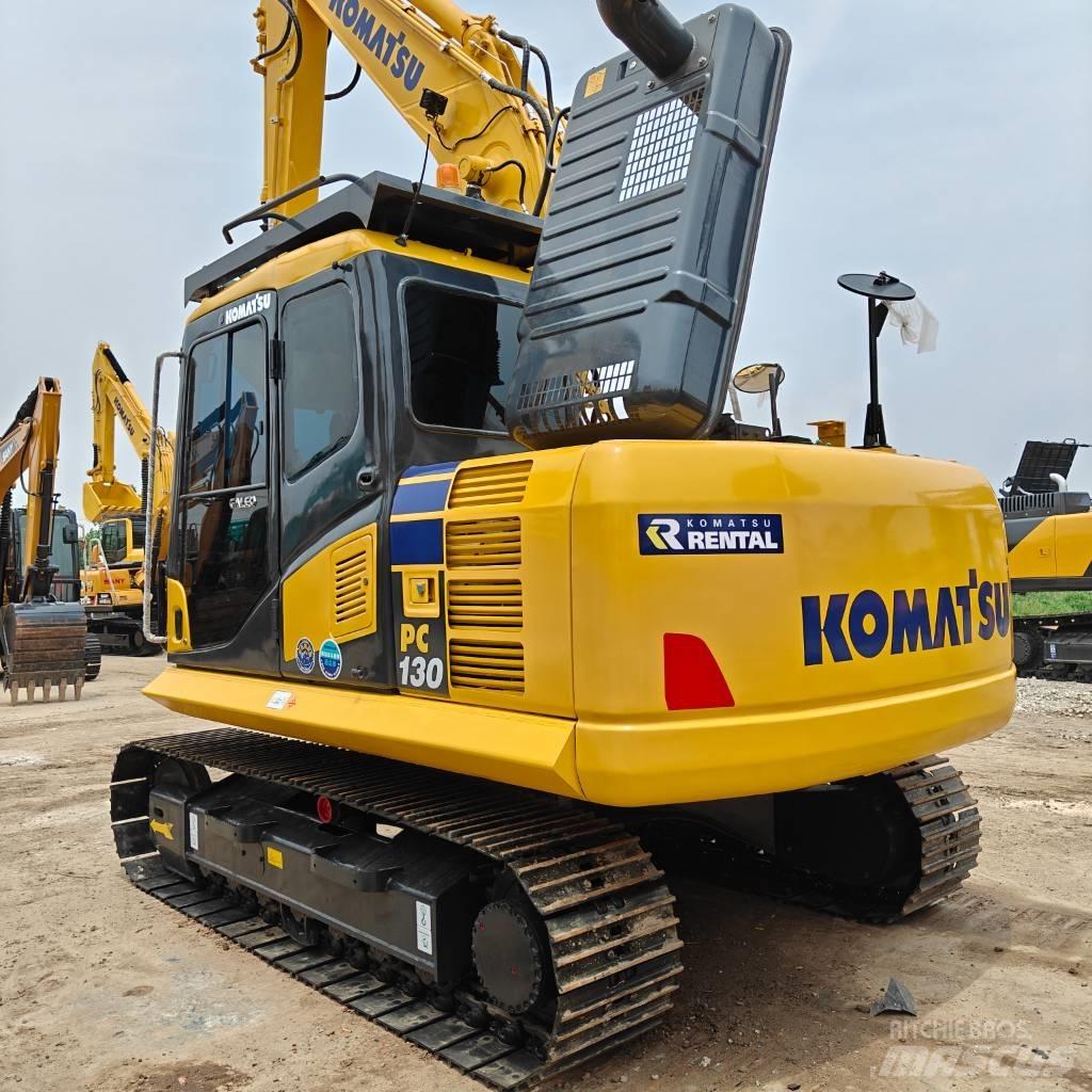 Komatsu 130-7 Pásová rýpadla