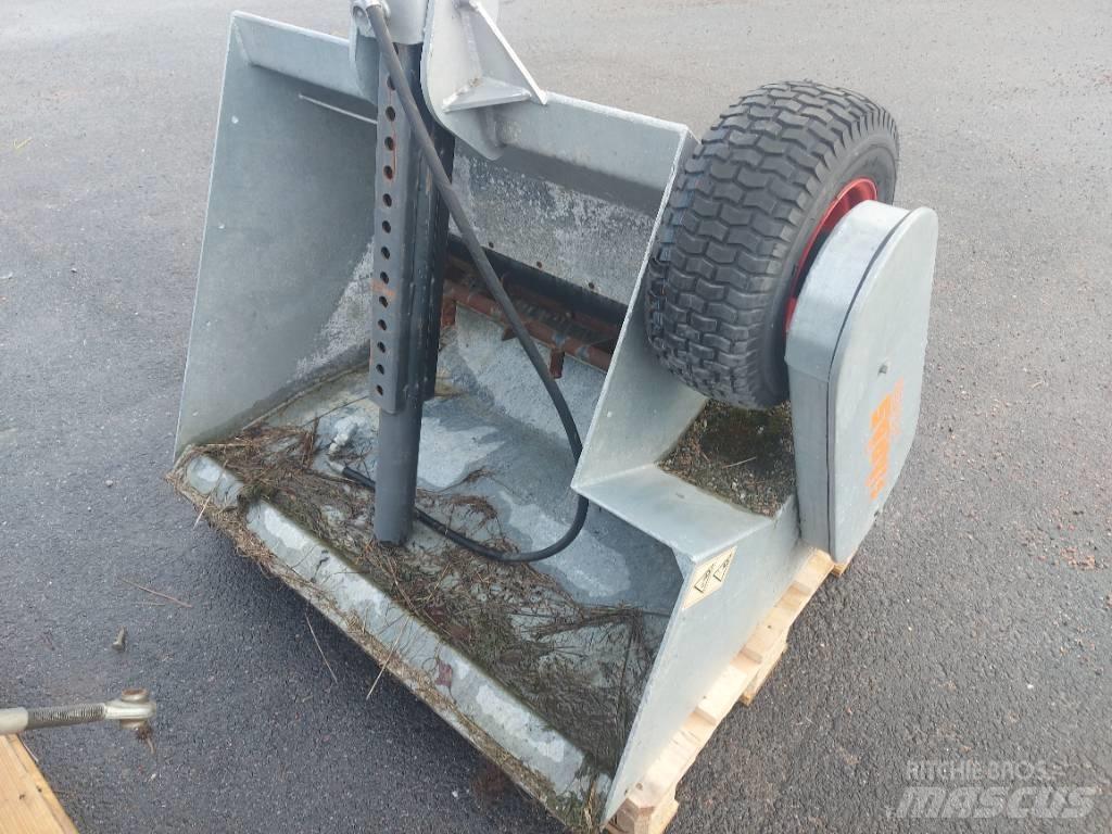 Fjärås 500/1200 Sypače písku a soli